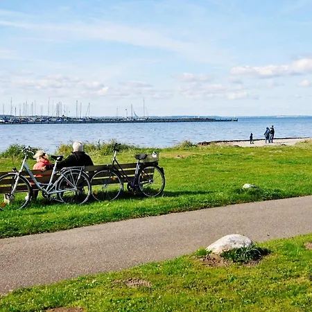 8 Person In Dom wakacyjny